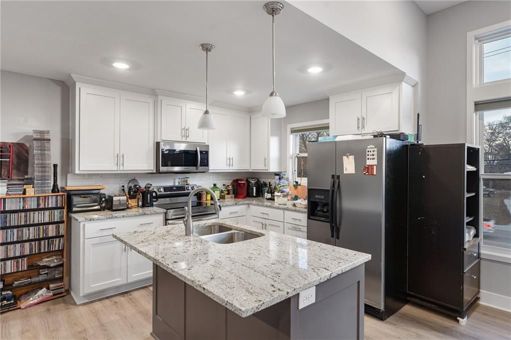 2312 NE 72ND Street — photo 13