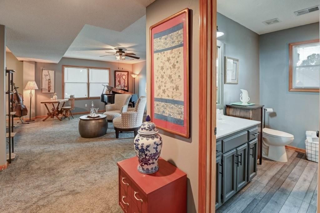 104 NE Eastwood Drive — photo 47