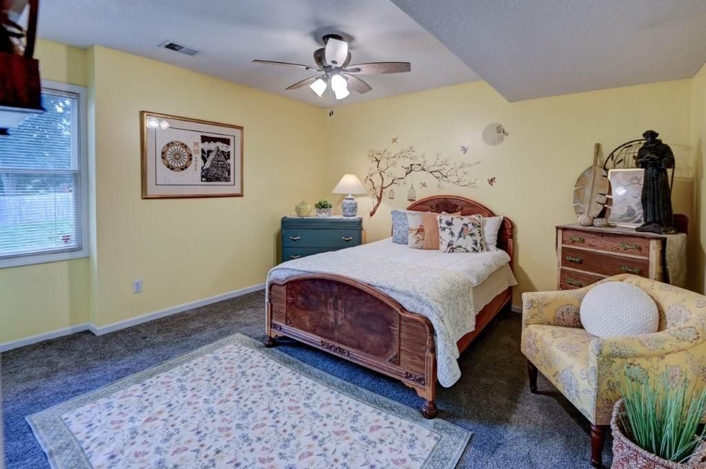 104 NE Eastwood Drive — photo 52