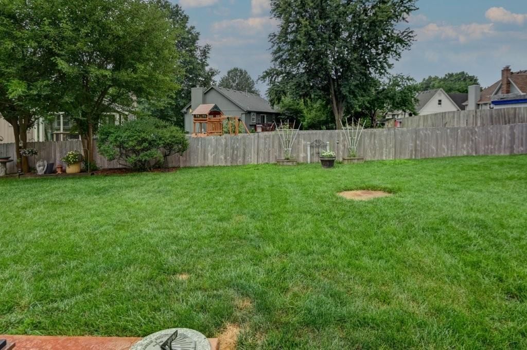 104 NE Eastwood Drive — photo 67