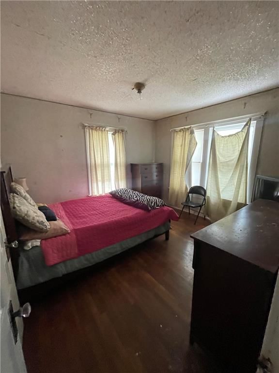 2717 E 35th Terrace — photo 11