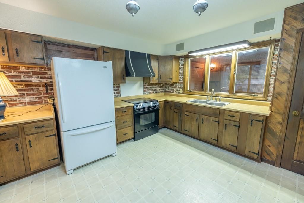 521 SW 301st Road — photo 30