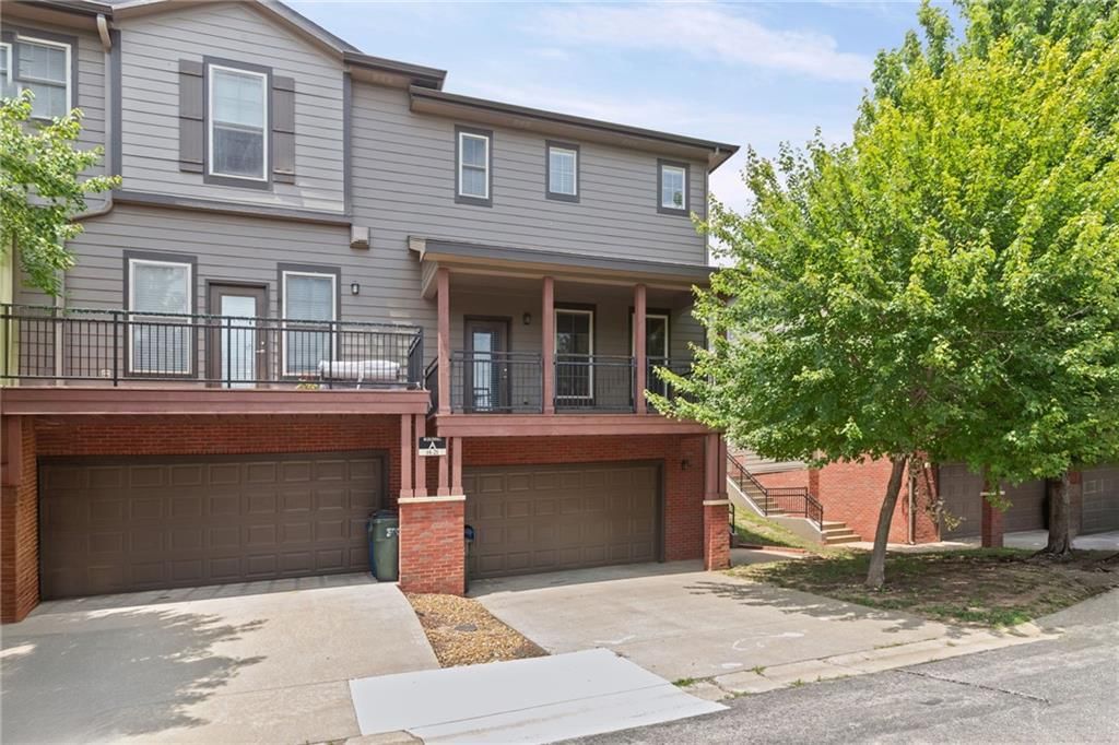 5245 Overland Drive — photo 32