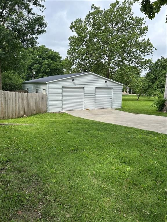 412 NW Donovan Road — photo 4