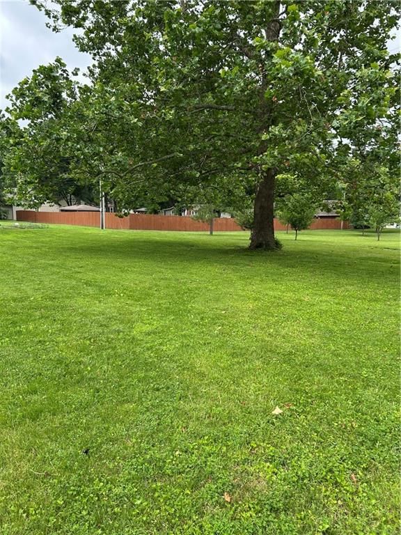 412 NW Donovan Road — photo 8