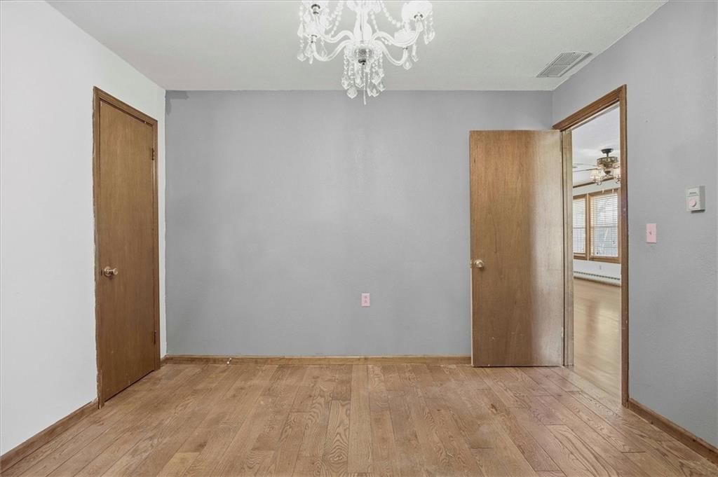 115 S Mulberry Street — photo 13