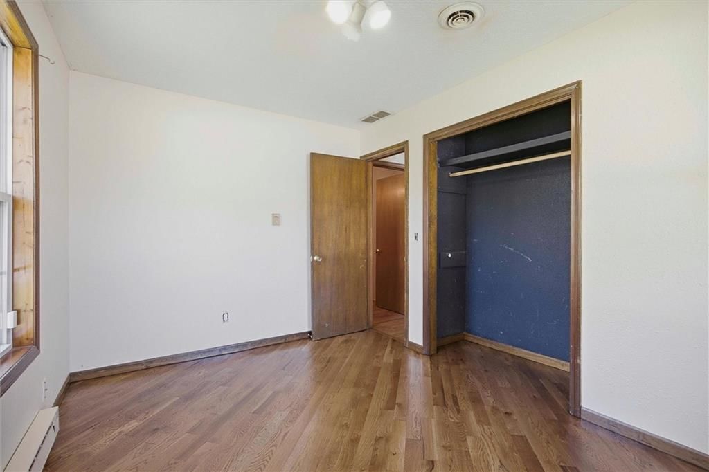 115 S Mulberry Street — photo 15