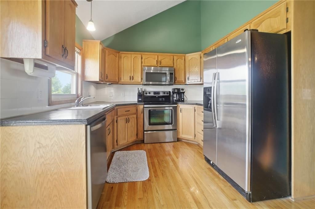 11131 N Lewis Avenue — photo 7