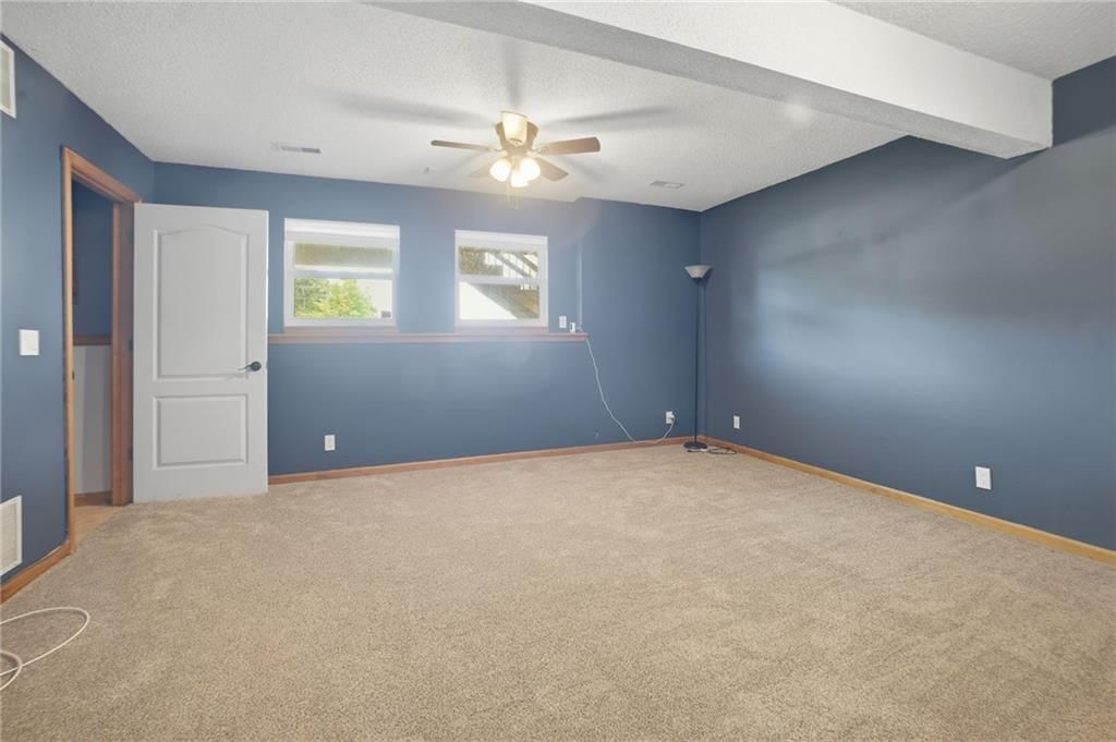 11131 N Lewis Avenue — photo 21