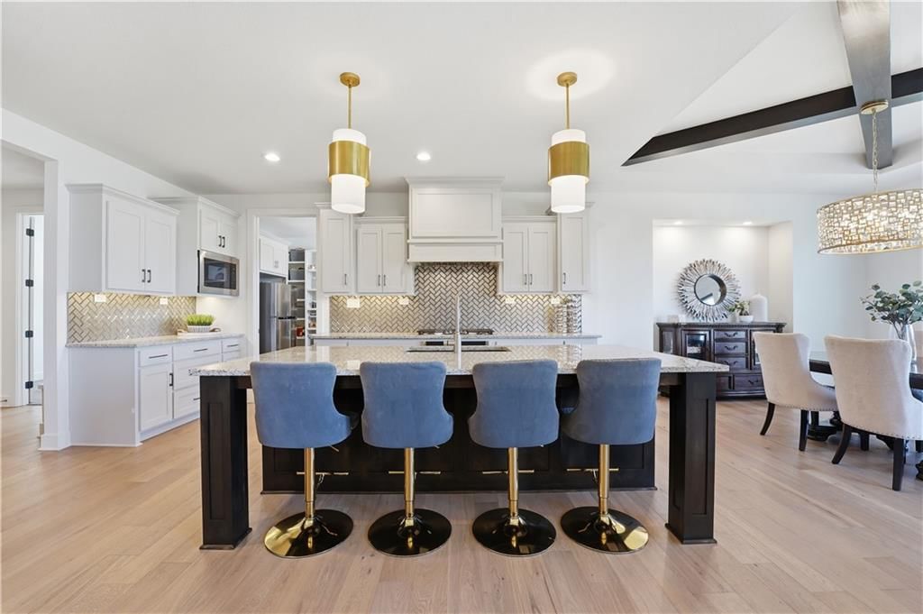 18304 Monrovia Street — photo 3