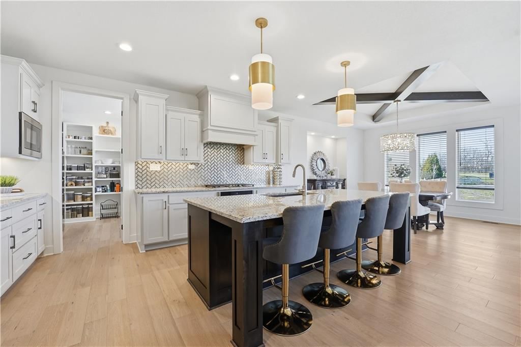 18304 Monrovia Street — photo 13