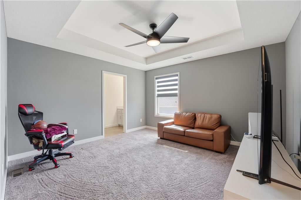 18304 Monrovia Street — photo 46