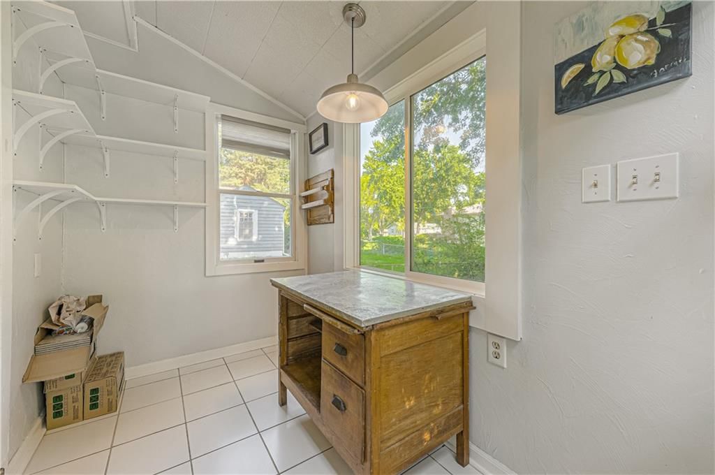 3110 NE Vivion Road — photo 11