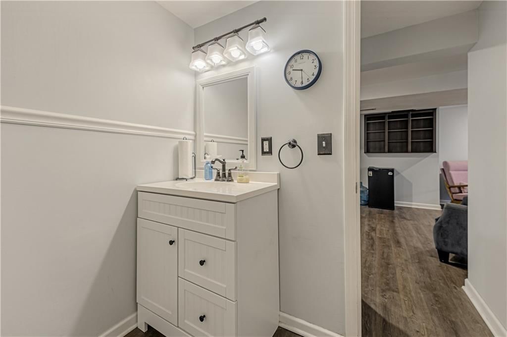 3110 NE Vivion Road — photo 32