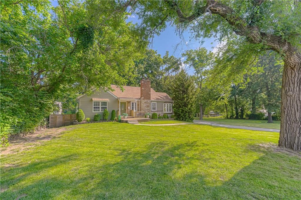 3110 NE Vivion Road — photo 62