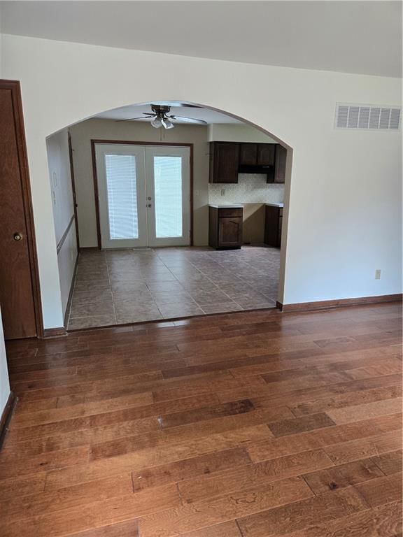 802 N King Avenue — photo 5
