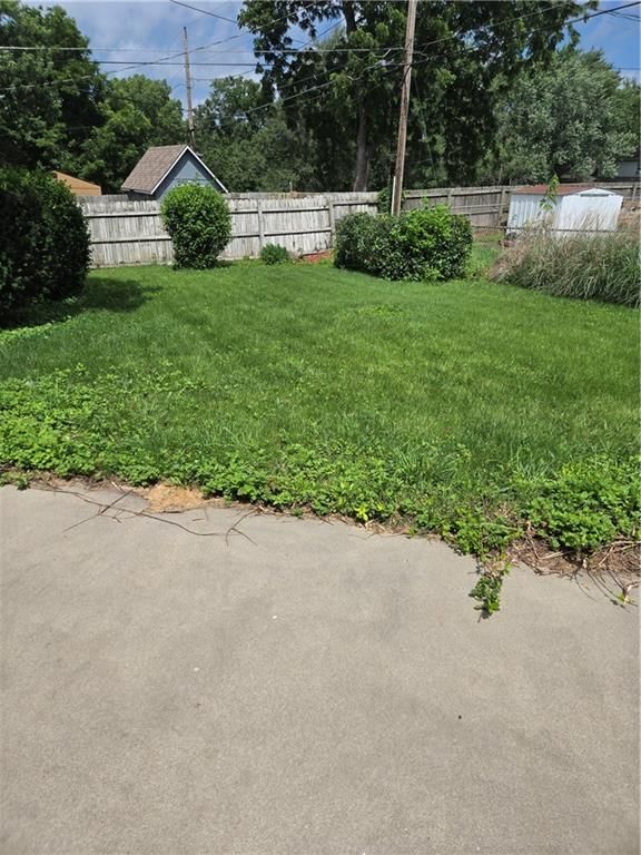 802 N King Avenue — photo 20