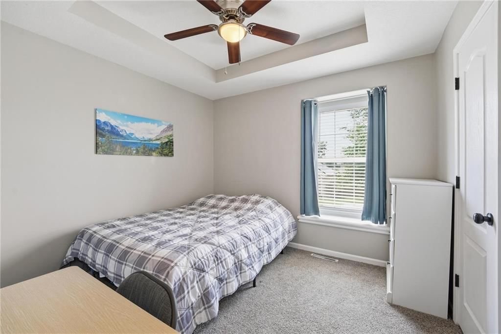 612 NW Whitney Drive — photo 21