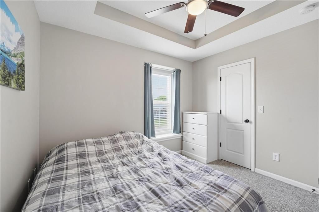 612 NW Whitney Drive — photo 22