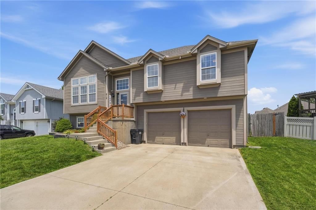 612 NW Whitney Drive — photo 46