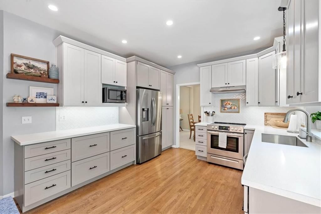 14913 W 124th Terrace — photo 7