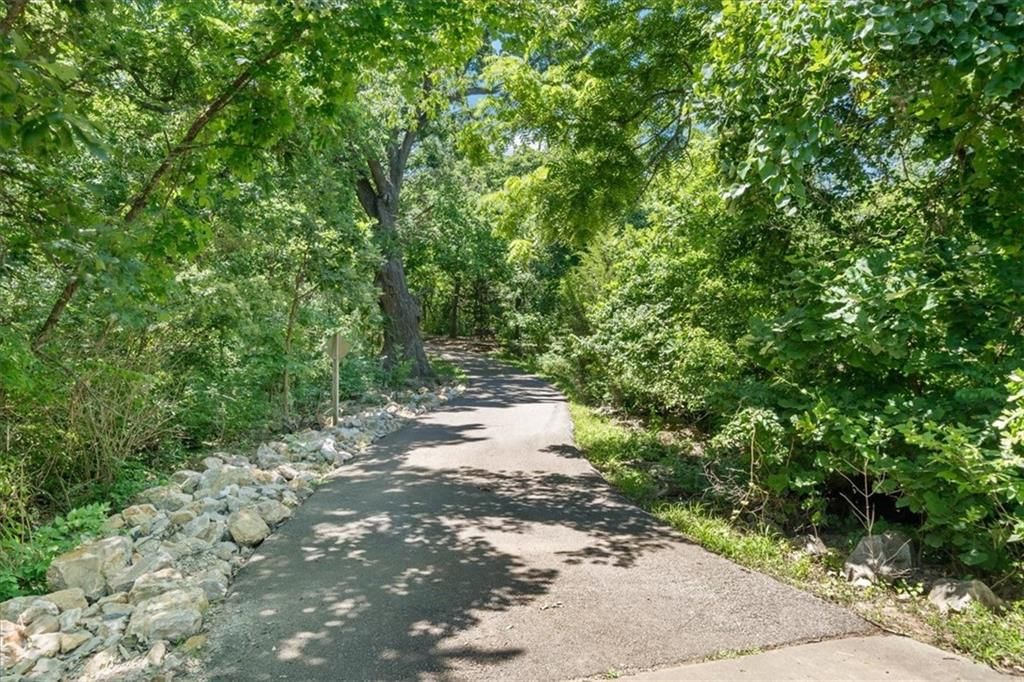 14913 W 124th Terrace — photo 37