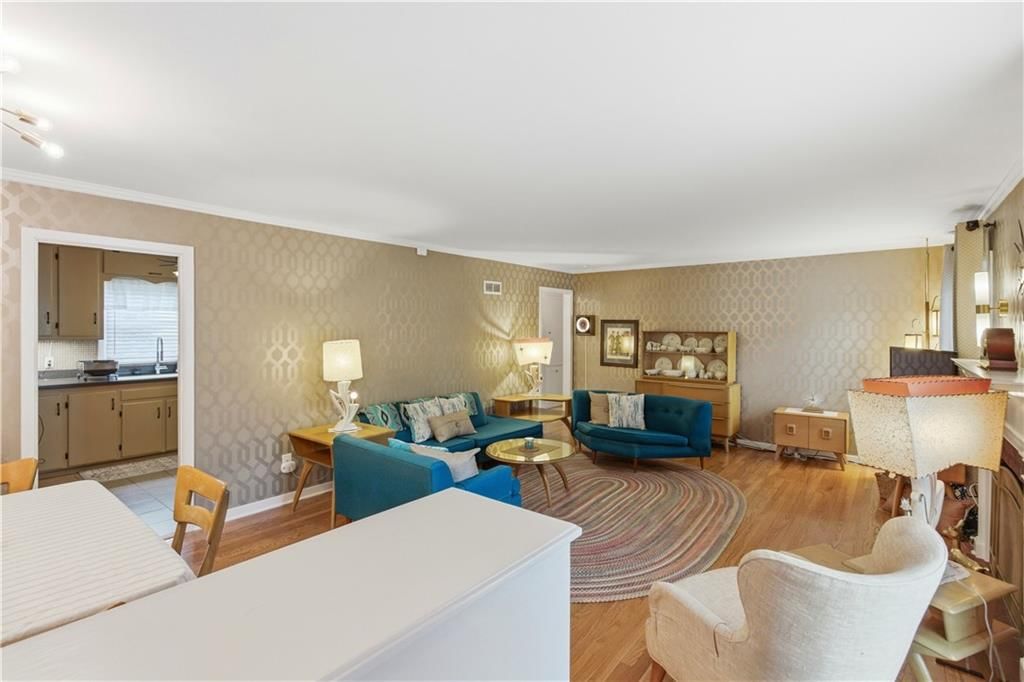 7010 W 65th Terrace — photo 4