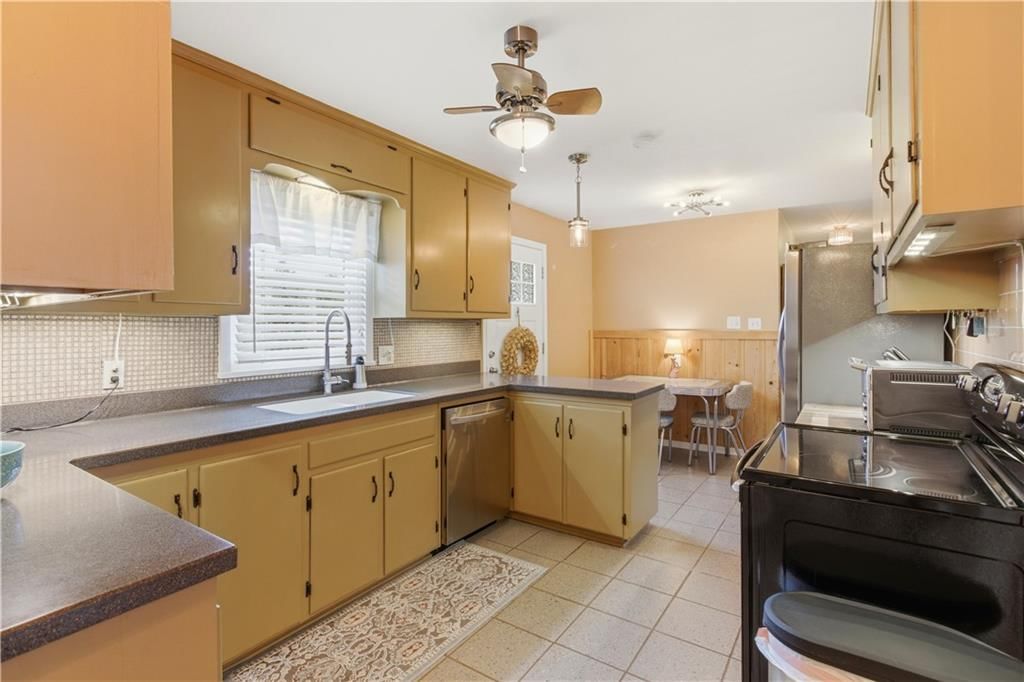 7010 W 65th Terrace — photo 15