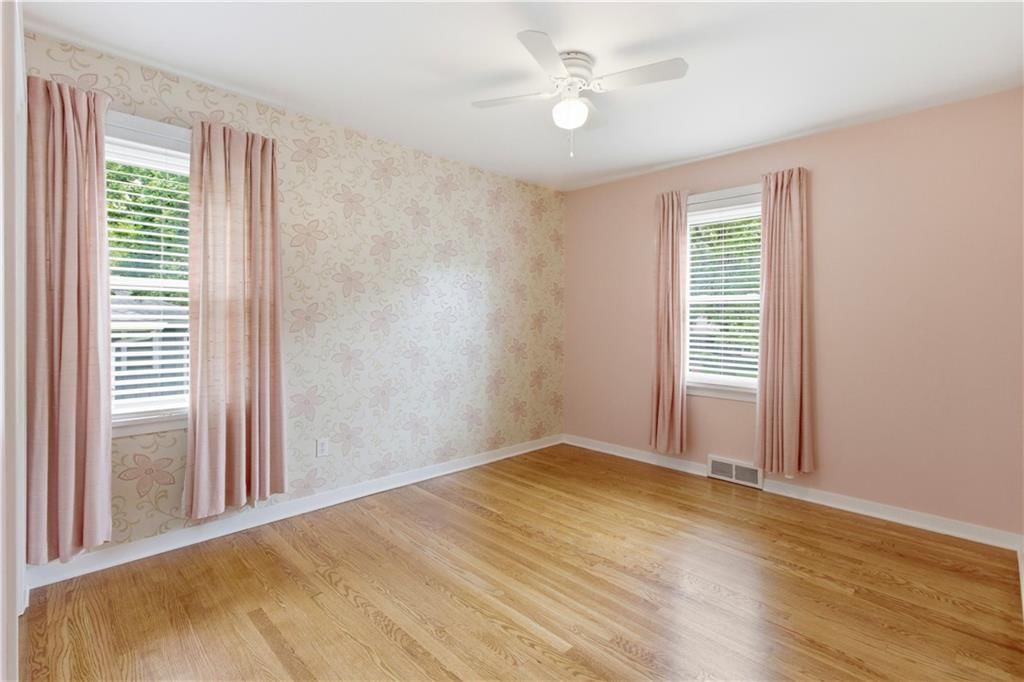 7010 W 65th Terrace — photo 29