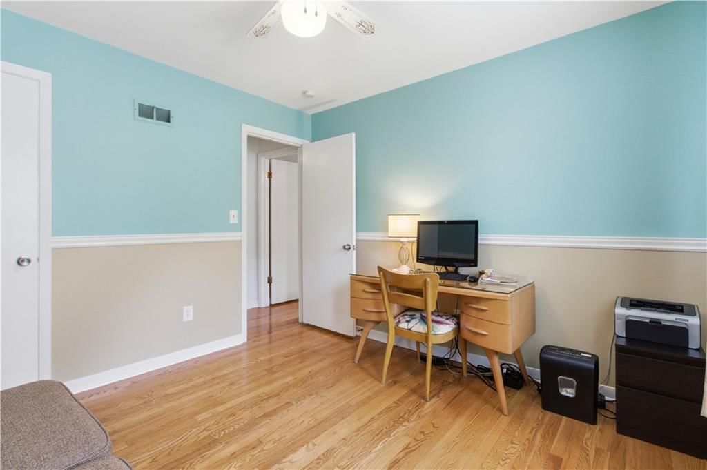 7010 W 65th Terrace — photo 32