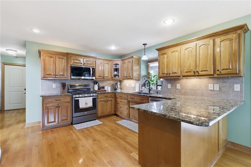 1425 SW 44th Street — photo 10