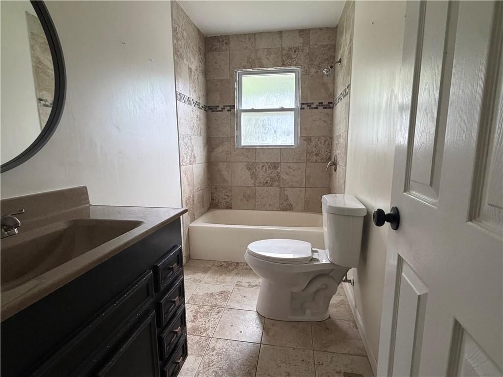 152 Nolker Drive — photo 8