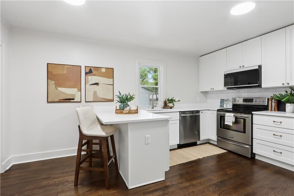 8660 Robinson Street — photo 5