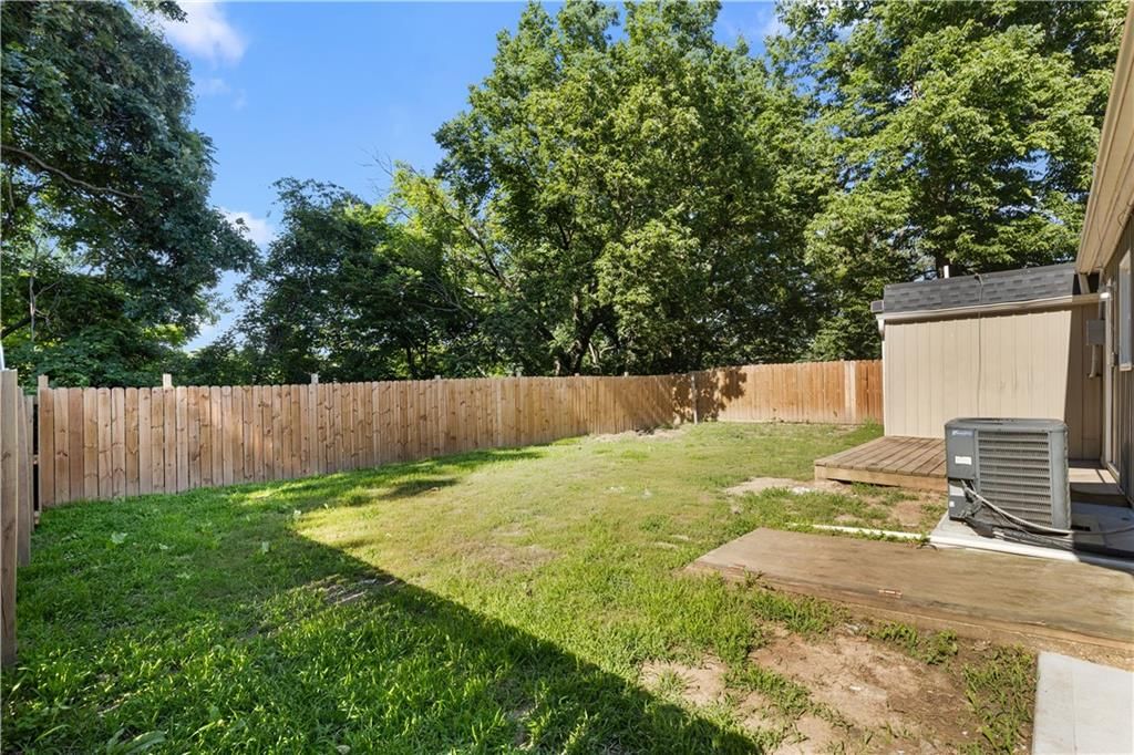 1018 Mildred Street — photo 3