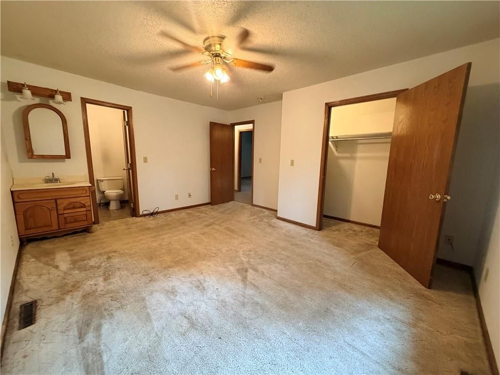 98 W Leighton Street — photo 14