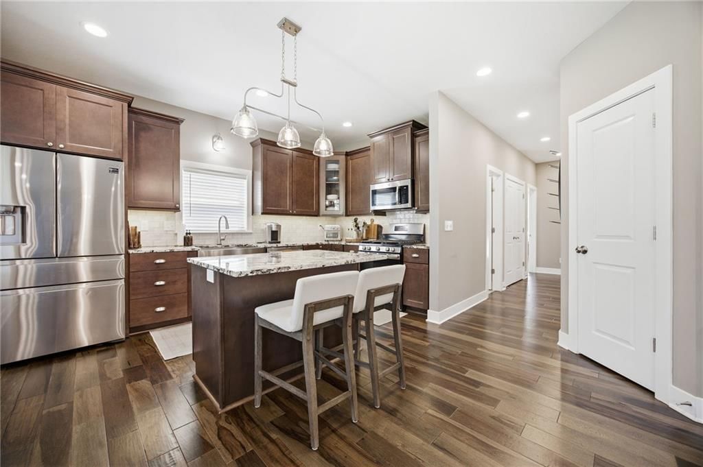 23152 W 126 Street — photo 10