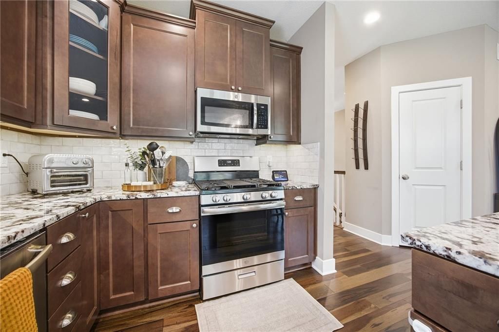 23152 W 126 Street — photo 13