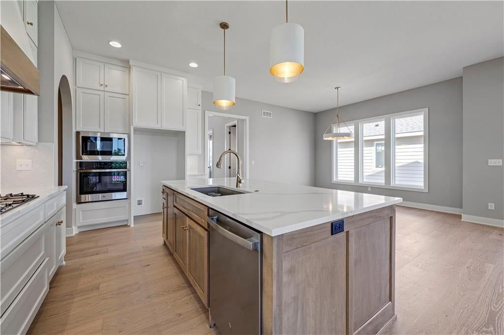 22040 W 99th Terrace — photo 40