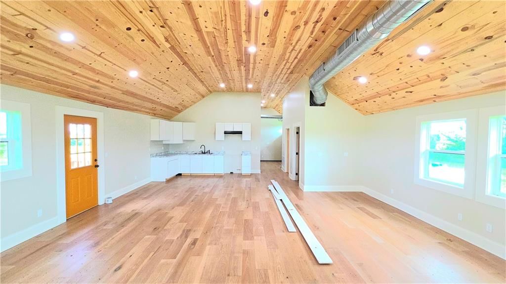 11345 Tucker Road — photo 1