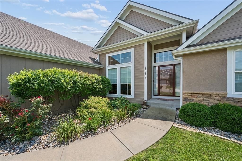 15735 NW Morgan Street — photo 2