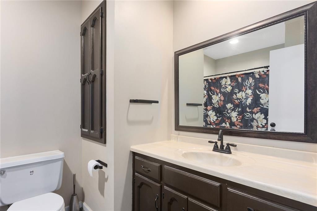 8031 N Garfield Street — photo 12