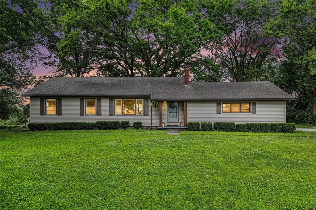 7503 Harry S Truman Road, Grandview, MO