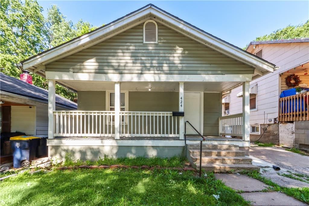 424 N Brighton Avenue — photo 1