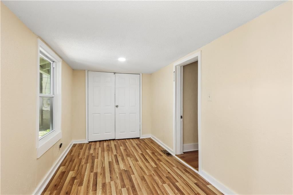 424 N Brighton Avenue — photo 10