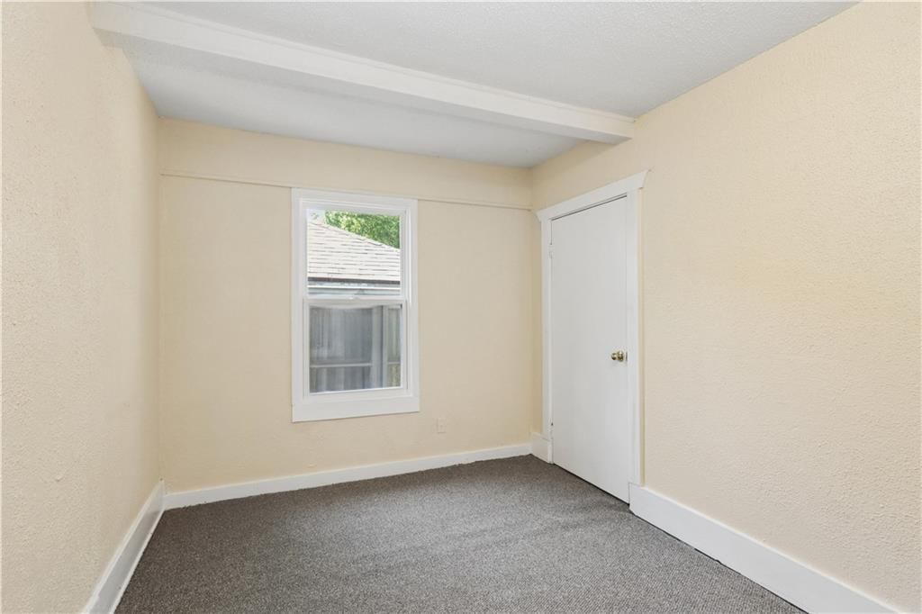 424 N Brighton Avenue — photo 12
