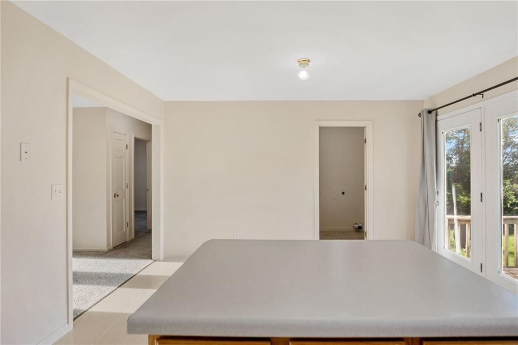 710 N Brown Street — photo 8
