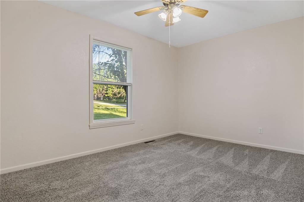 710 N Brown Street — photo 12