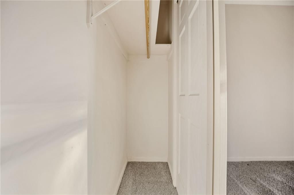 710 N Brown Street — photo 18