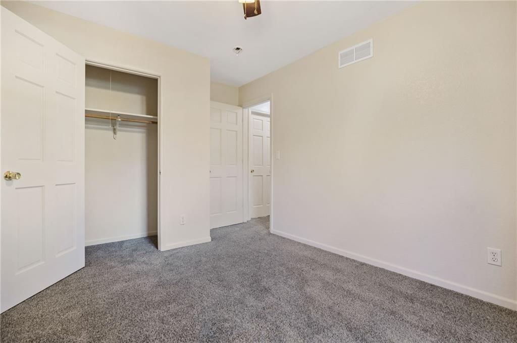 710 N Brown Street — photo 21