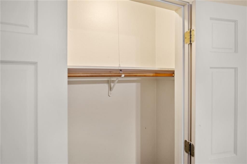 710 N Brown Street — photo 22